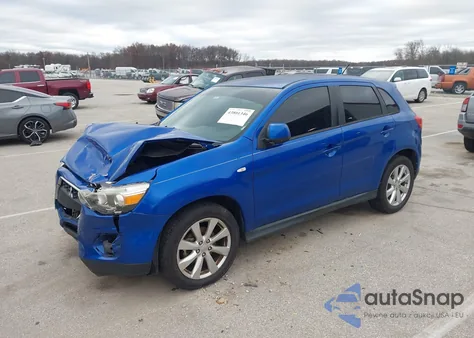 2015 Mitsubishi Outlander Sport Es z USA, uszkodzony, nr VIN 4A4AP3AW4FE026447